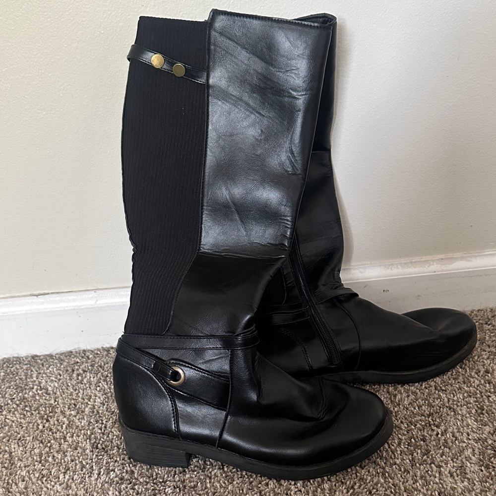 Black Knee-High Leather Boots
